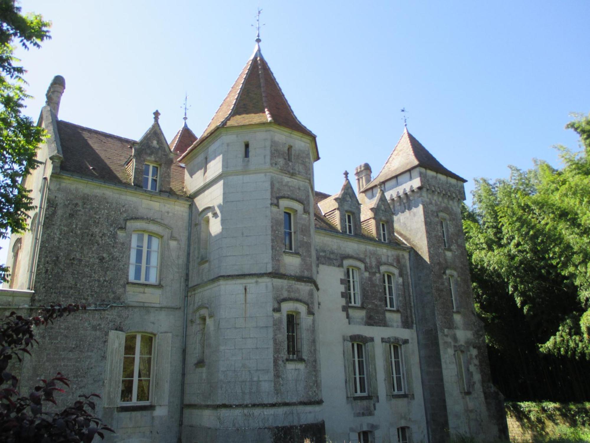 Château des Salles Saint-Fort-sur-Gironde Exterior foto